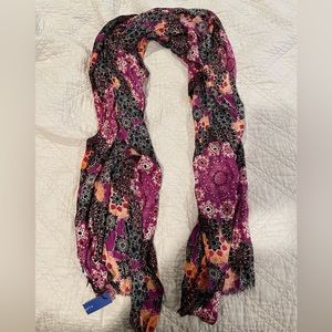 Berry Bloom soft scarf